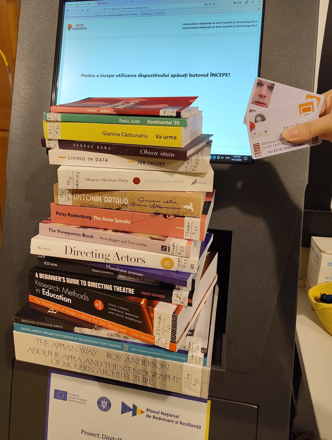 Biblioteca UNATC prezintă noi resurse pentru cercetare și studiu